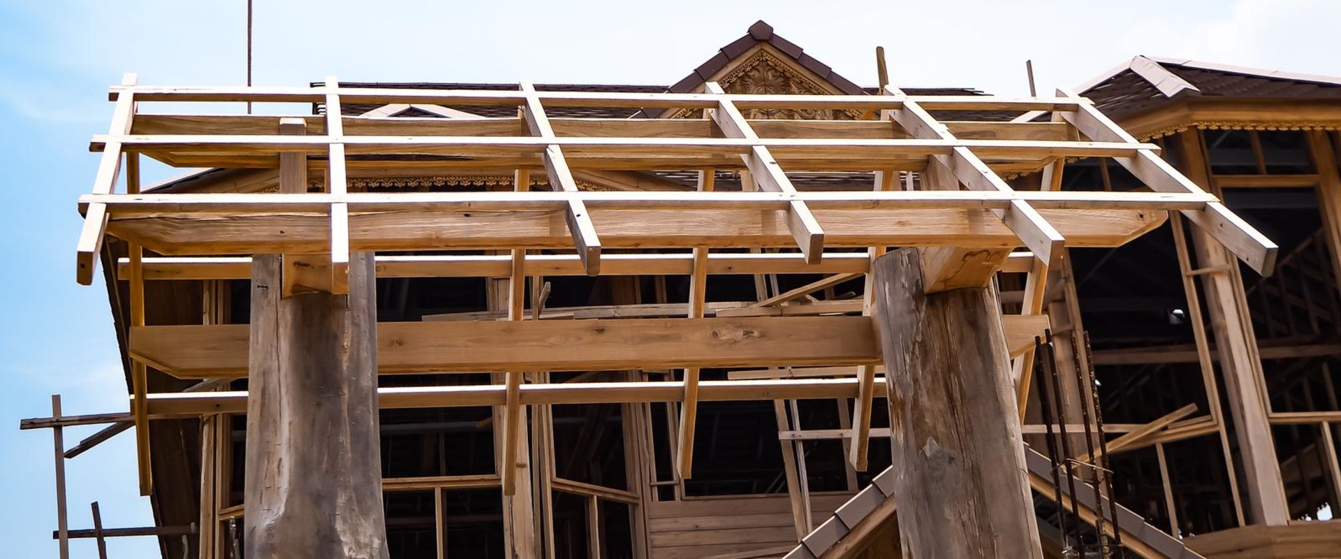 Maximizing Energy Efficiency In Northern VA Homes: The Collaborative Efforts Of Residential Roofers And Civil Engineers