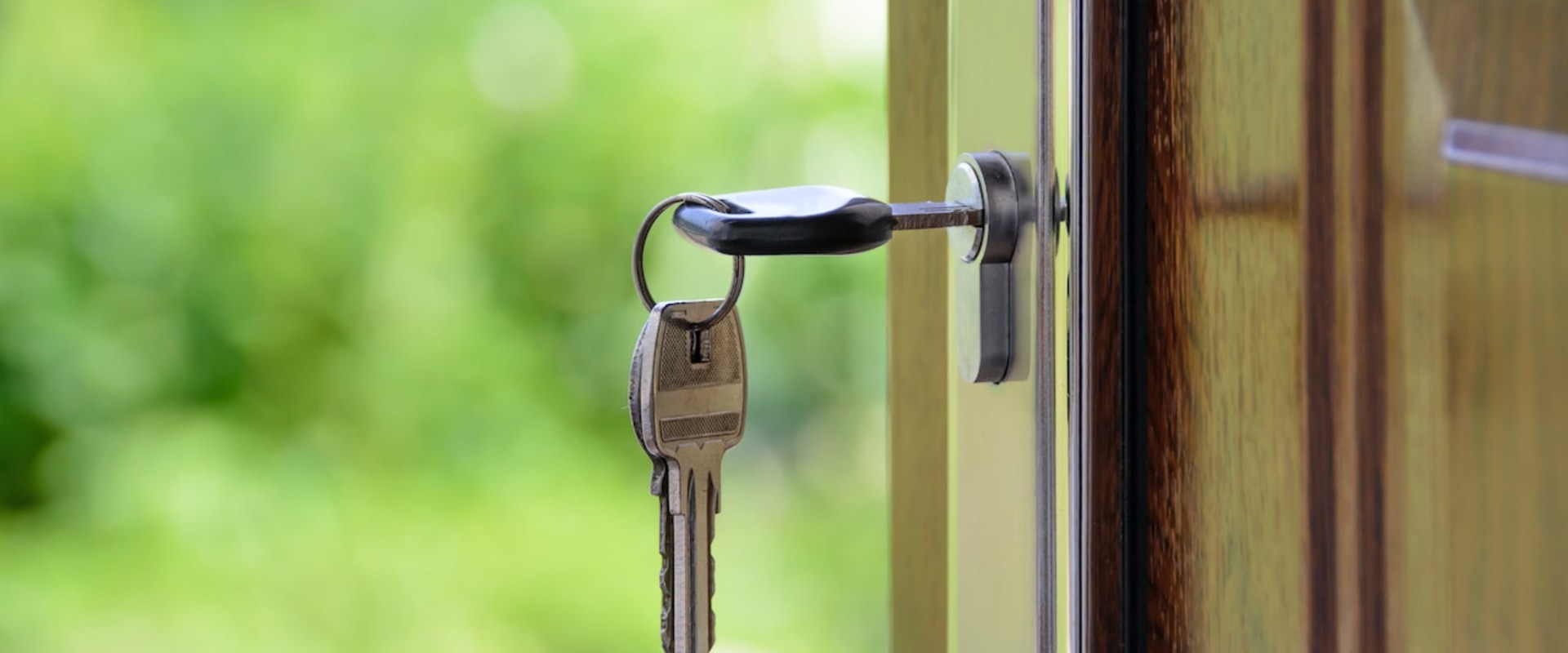 Securing Success: The Roles Of Keysmiths In Columbus, OH, For Civil Engineering Projects